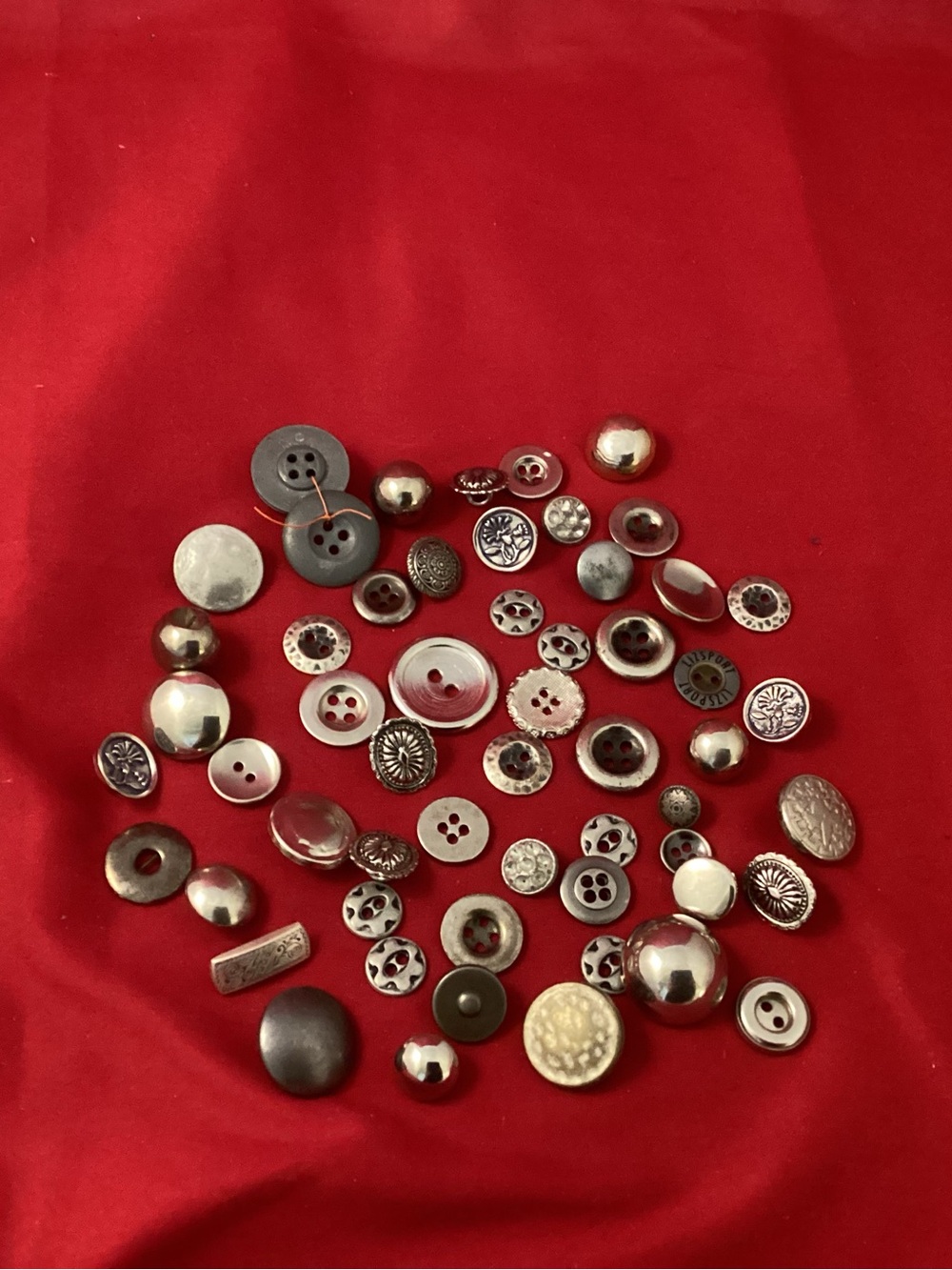 120 grams of silvertone metallic sewing buttons for crafting